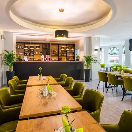 Krysztal * Świeradów-Zdrój