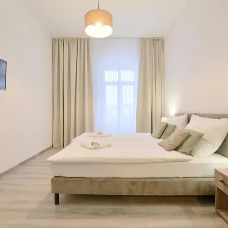 Hotel Kryształ *