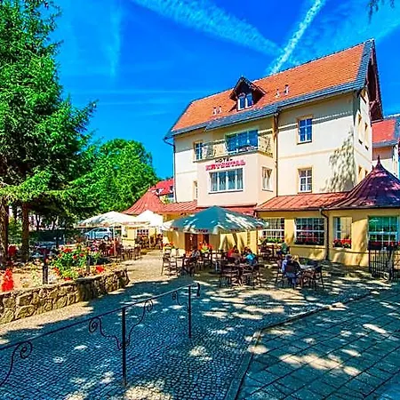 Hotel Krysztal *