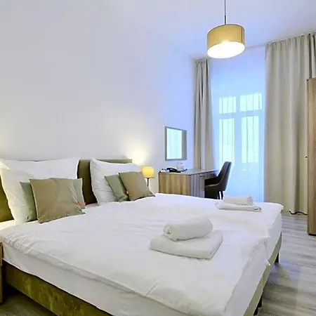 Hotel Krysztal *